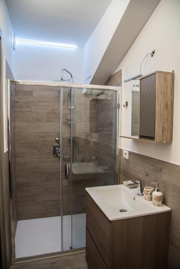 Queen Appartamenti E Camere Campofilone 外观 照片