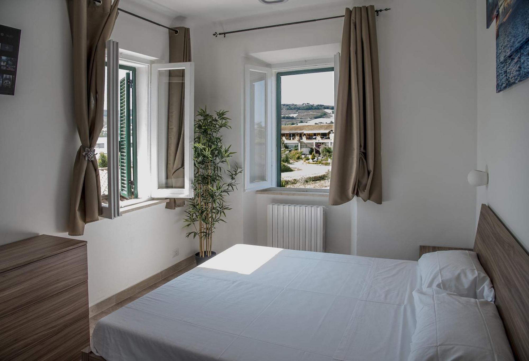 Queen Appartamenti E Camere Campofilone 外观 照片