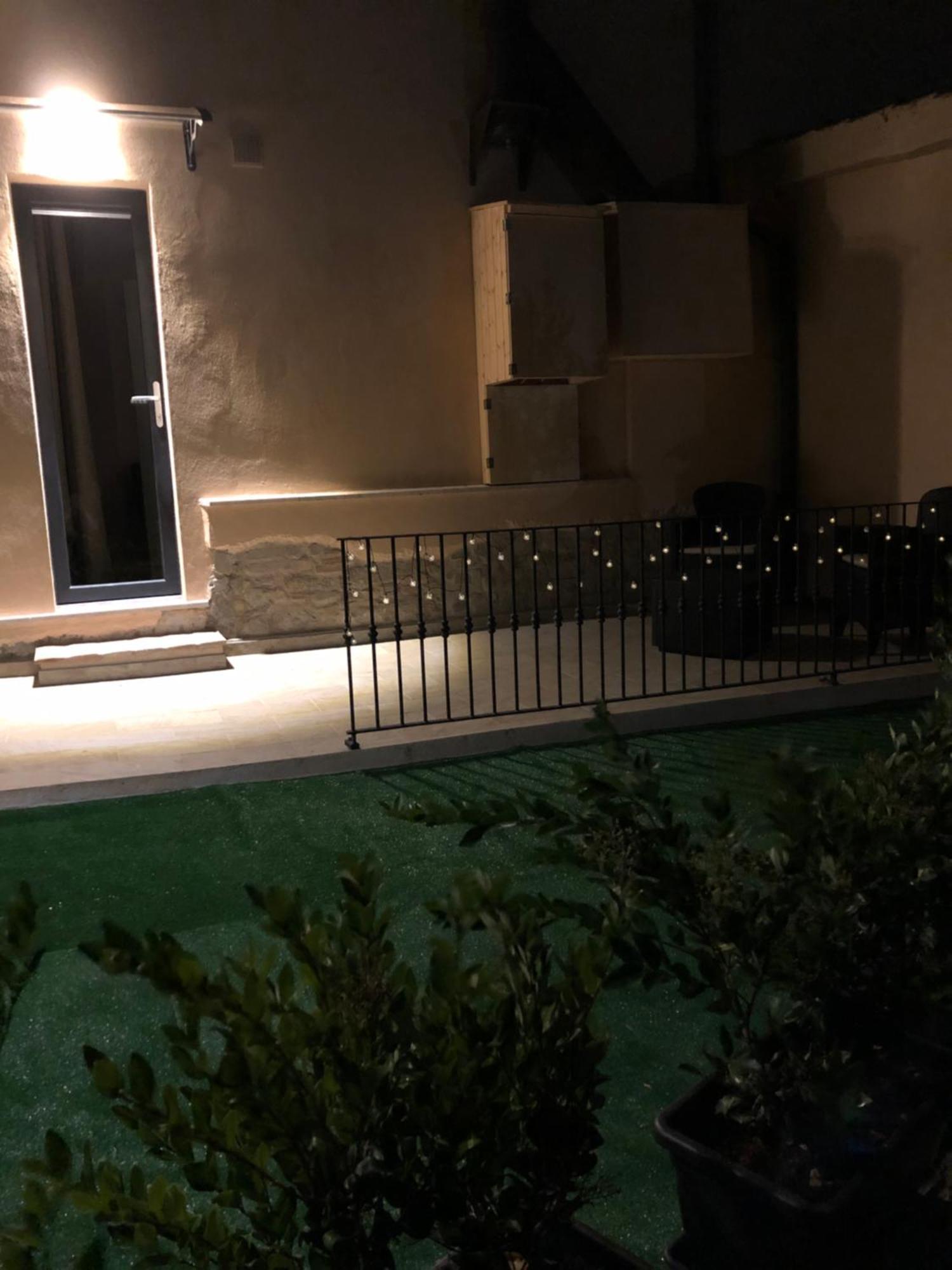 Queen Appartamenti E Camere Campofilone 外观 照片